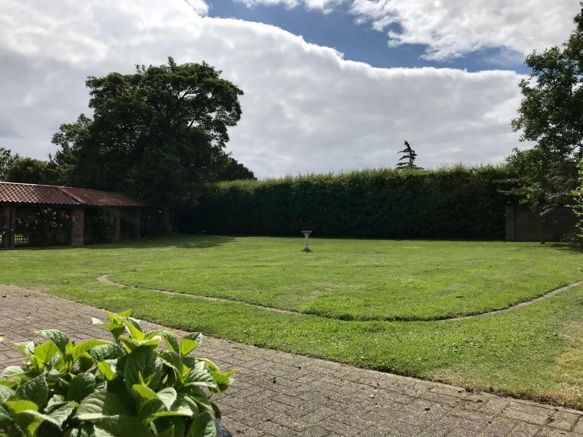 Charming Hen Cottage Countryside Retreat Lincoln Newball Экстерьер фото