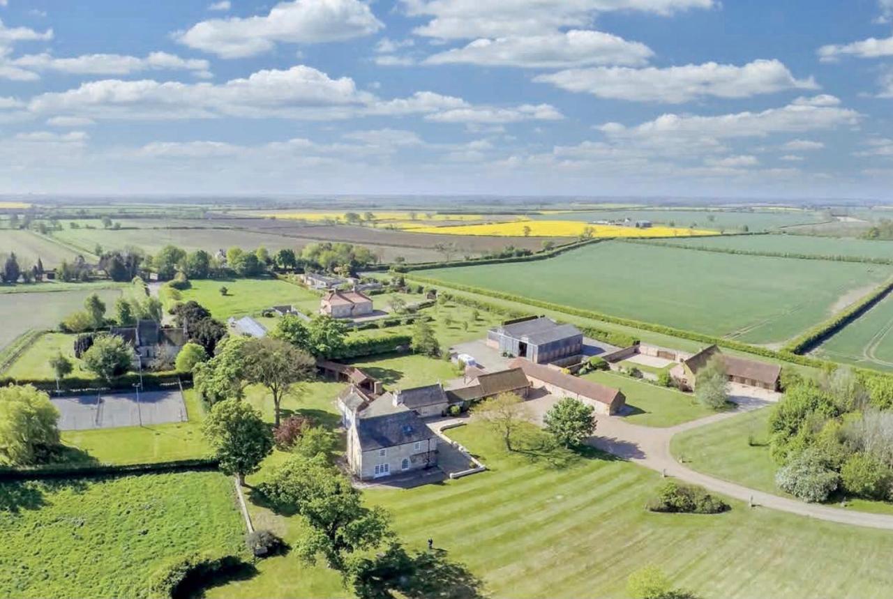 Charming Hen Cottage Countryside Retreat Lincoln Newball Экстерьер фото