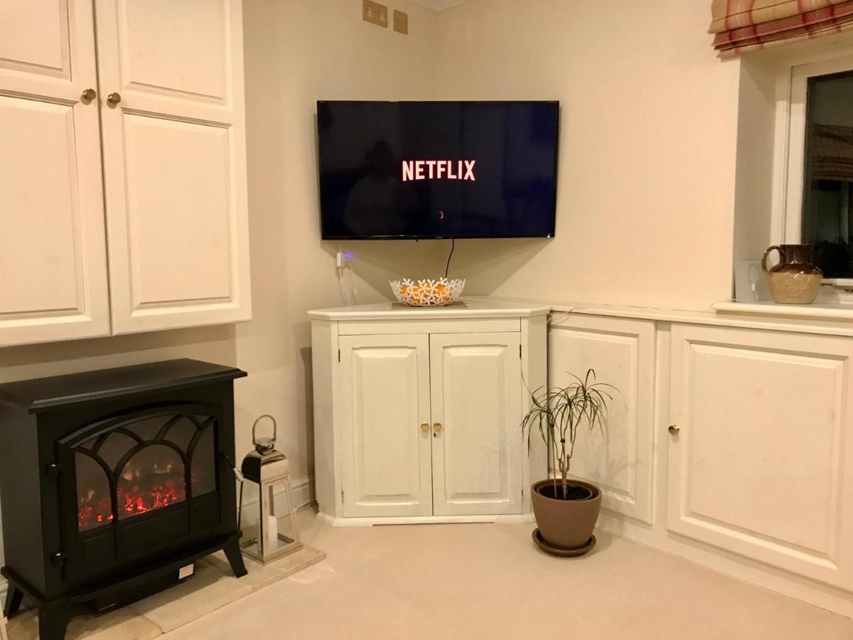 Charming Hen Cottage Countryside Retreat Lincoln Newball Экстерьер фото
